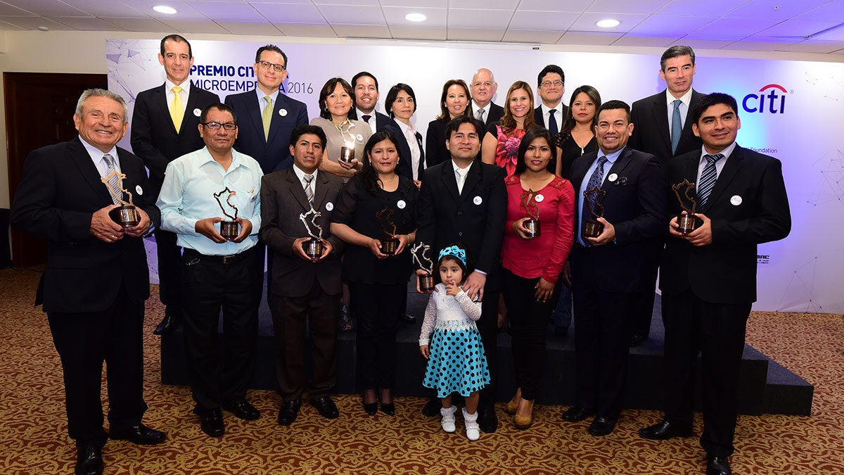 Microempresas formales son reconocidas por Aprenda y Fundación Citi por su aporte a la economía del país