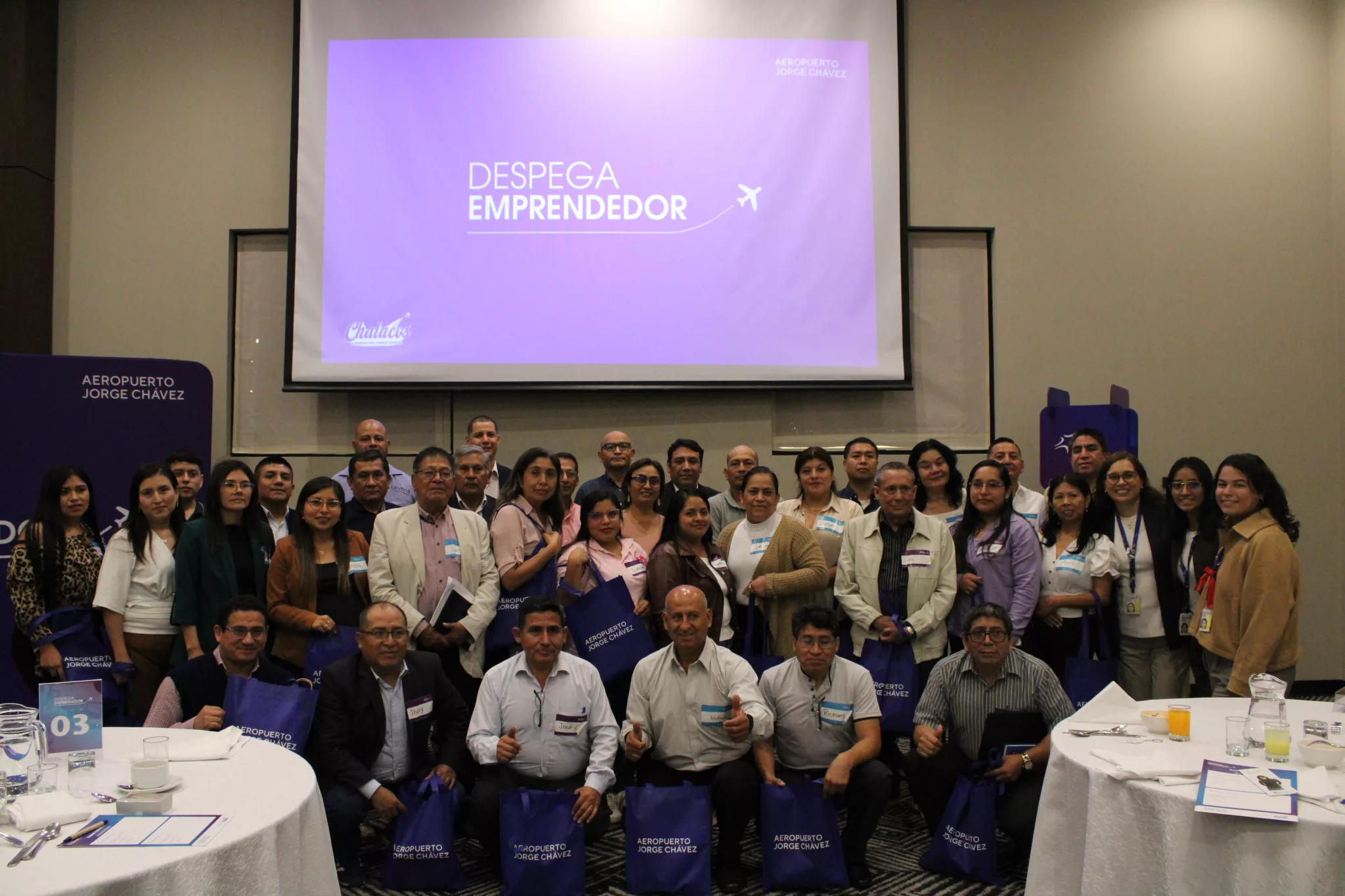 Emprendedores del Callao en Despega Emprendedor de Lima Airport